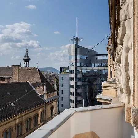 Classical With A Modern Touch! Budapest
