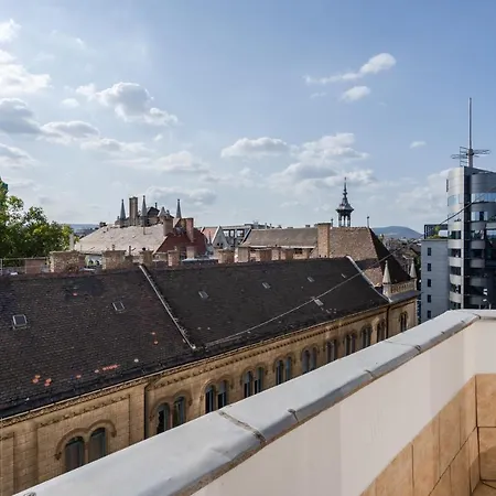 Classical With A Modern Touch! Budapest