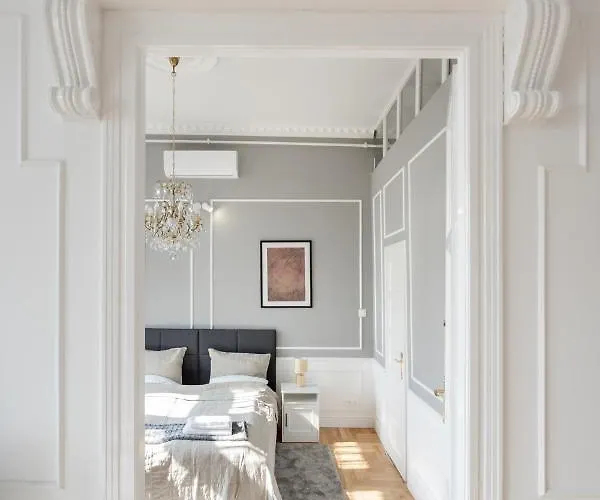 Apartment Classical With A Modern Touch!