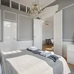 Classical With A Modern Touch! Appartement