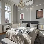 Appartement Classical With A Modern Touch! Budapest