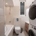 Appartement Classical With A Modern Touch! *