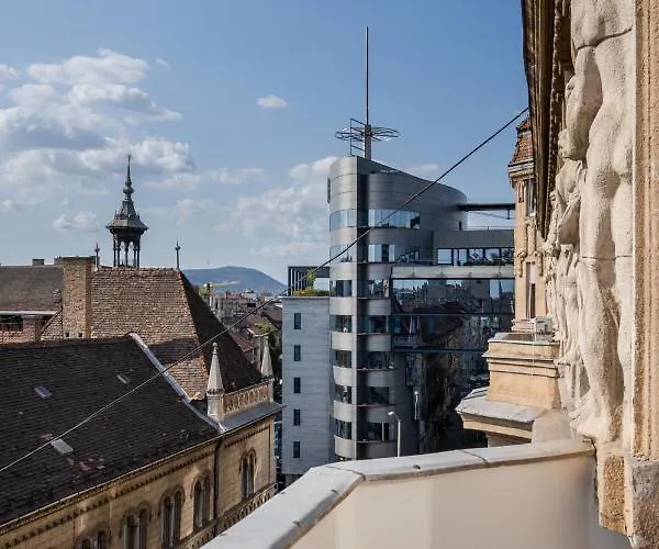 Classical With A Modern Touch! Budapest